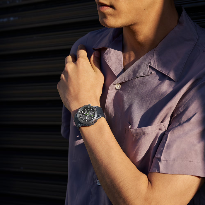 Reloj Edifice casual correa de Resina EQS-960PB-1AV